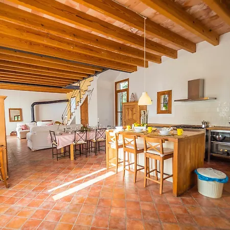Sa Cabaneta Villa *